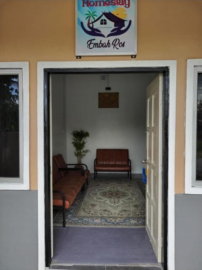 Homestay Embah Ros & Embah Lek Hutan Melintang 外观 照片
