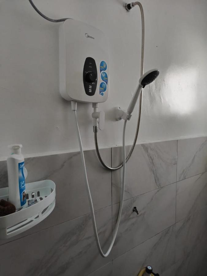 Homestay Embah Ros & Embah Lek Hutan Melintang 外观 照片